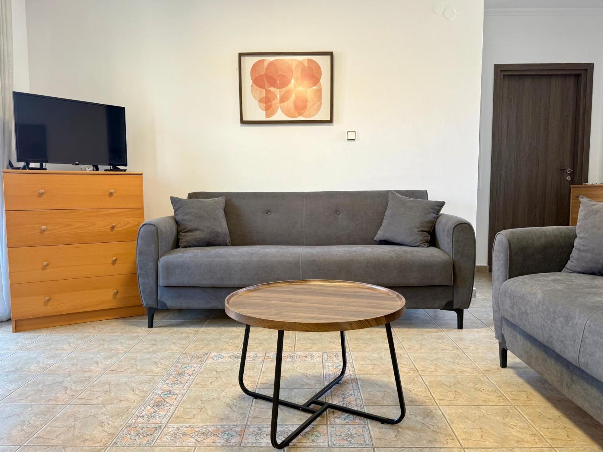 Emerald Seaside Apartment In Pefkohori 페프코초리 외부 사진